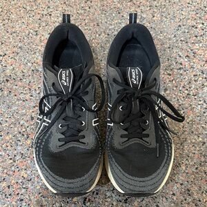 Asics Men's Black and White Wide Evoride Running Shoes